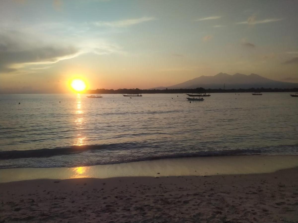 The Huts Villa Gili Trawangan Exteriör bild